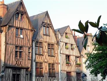A voir, à faire aux alentours de The Originals City Le Garden à Chambray Les Tours, hôtel restaurant rénové, soirée étape, séminaires proche de Tours et des châteaux de La Loire en Indre et Loire - 